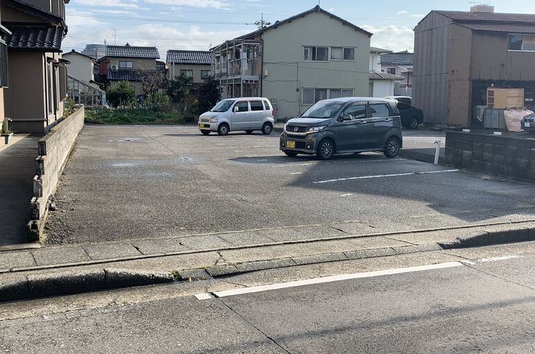 金沢市　畝田　土地　売却