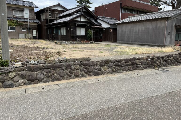 加賀市　塩屋町　土地　売却