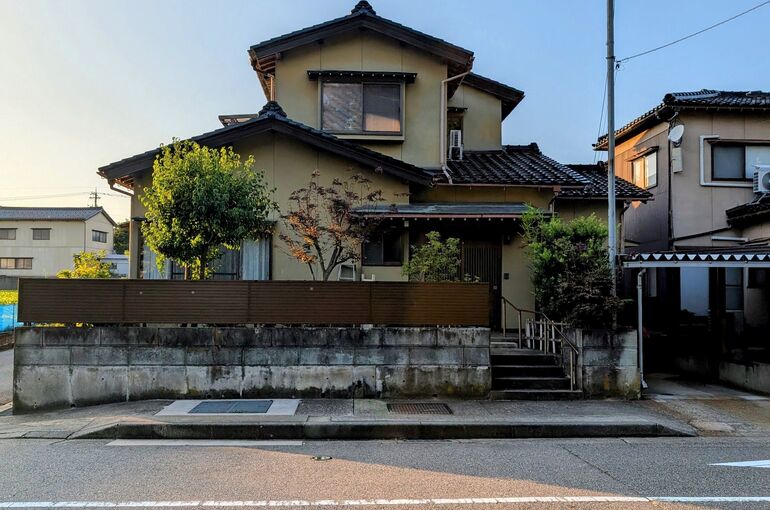 金沢市　粟崎町　土地　売却